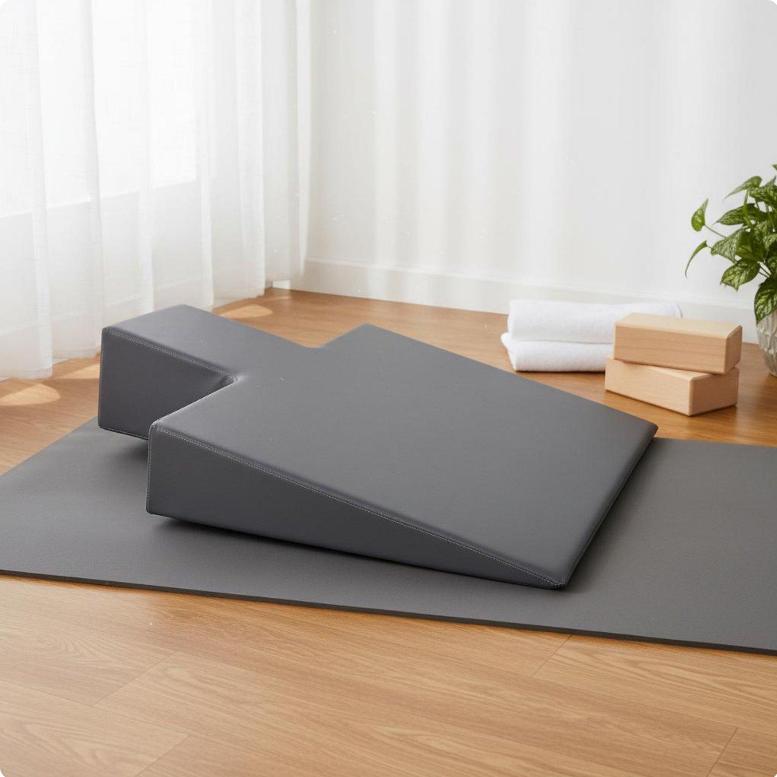 Maternity Support Cushion Dens - Pilates & Yoga Training Center review and price